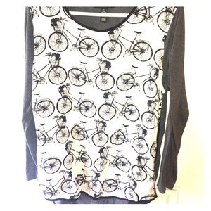 Bicycle print, long-sleeved top